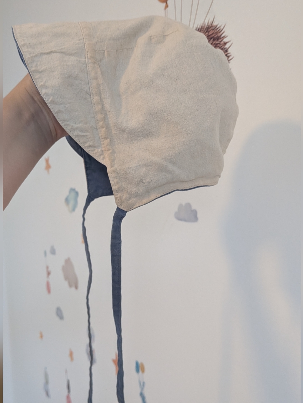 2T -  Reversible Neutral Beige & Navy Sun Bonnet - Cotton And Linen Natural